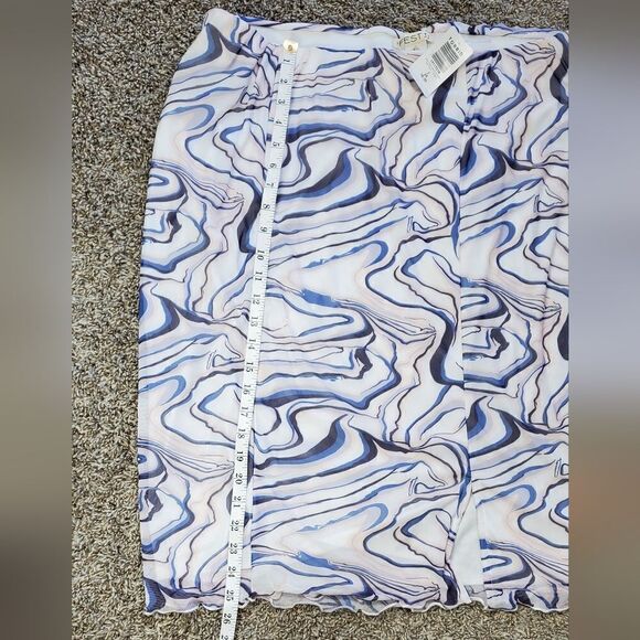 NWT Torrid Festi Blue, Peach & White Watercolor Skirt - Picture 3 of 6